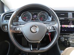 VW Golf VII 1.5 TSI Highline LED Comp.Media 17'' Sh VW Golf VII 1.5 TSI Highline LED Comp.Media 17'' Sh