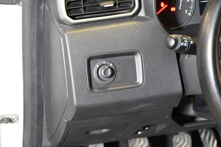 Fahrzeugabbildung Dacia Duster II Expression DIESEL NAVI ALU LED 1.HAND