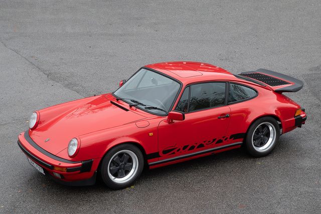 Porsche 911 3.2 Carrera Coupe