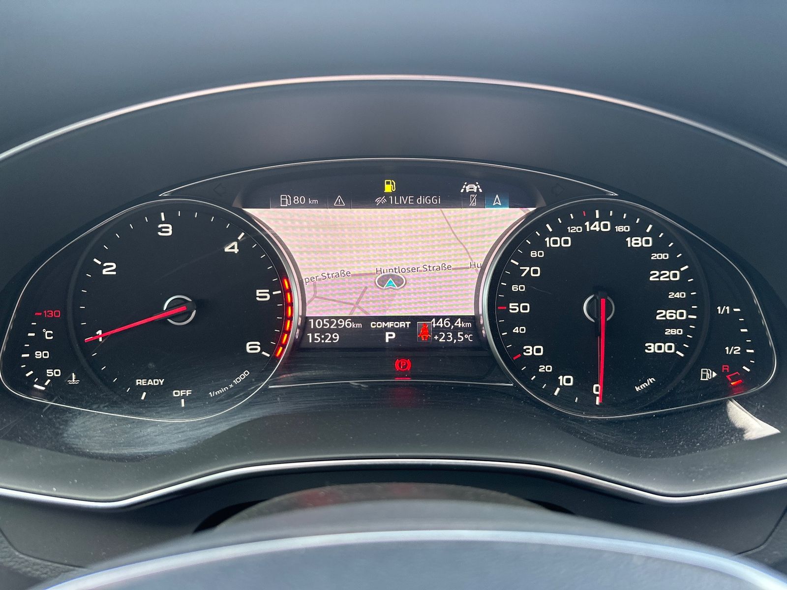 Fahrzeugabbildung Audi A6 Avant 40 TDI S-Line NAV+LED+PANO+AHK+19ZOLL