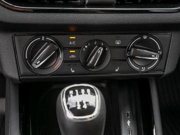 Skoda Kamiq 1.0 TSI Ambition Spurhalteassistent LED