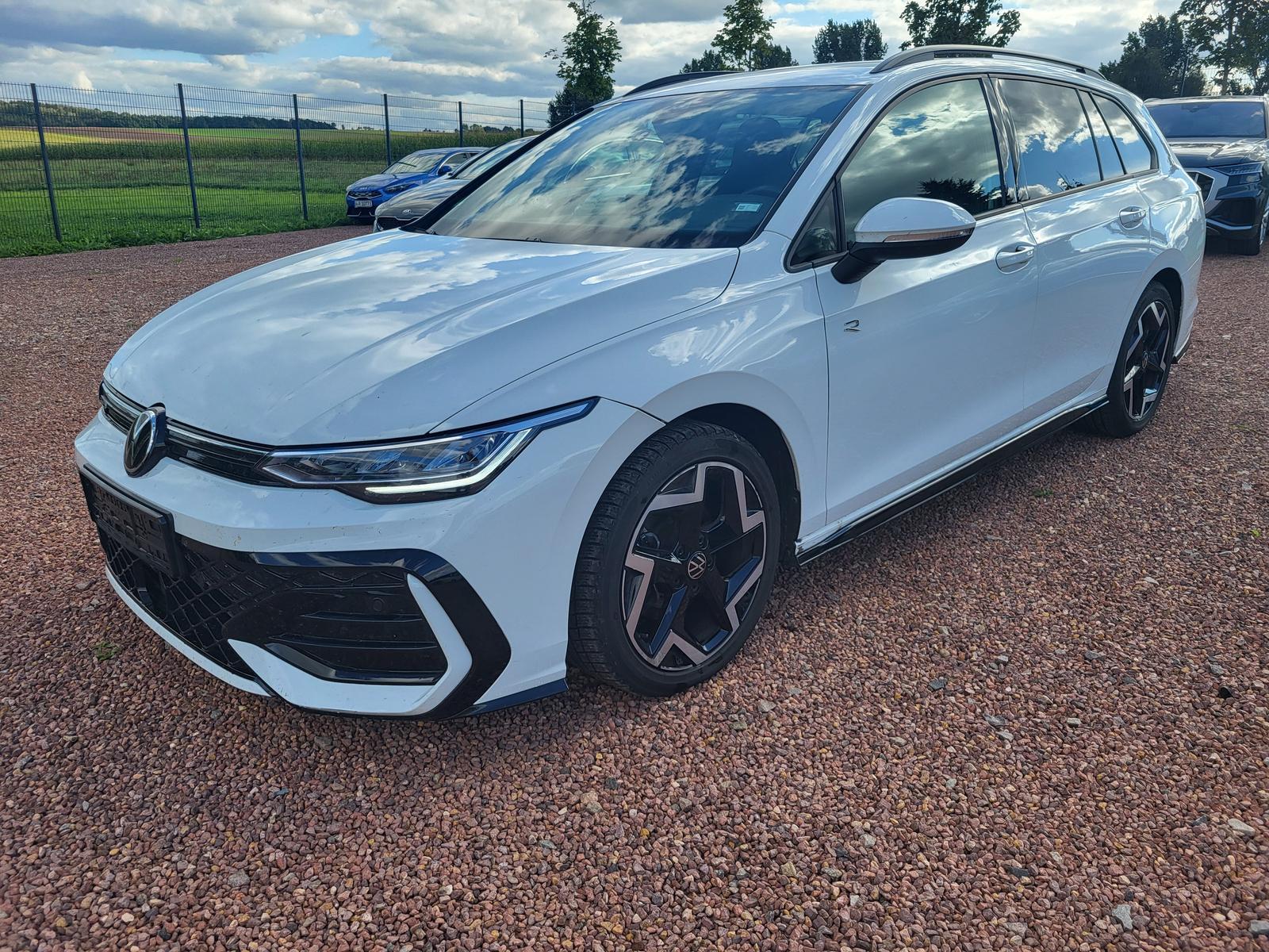 Volkswagen Golf Variant 1.5 TSI R-Line ACC Winter LED App, миниатюра 2