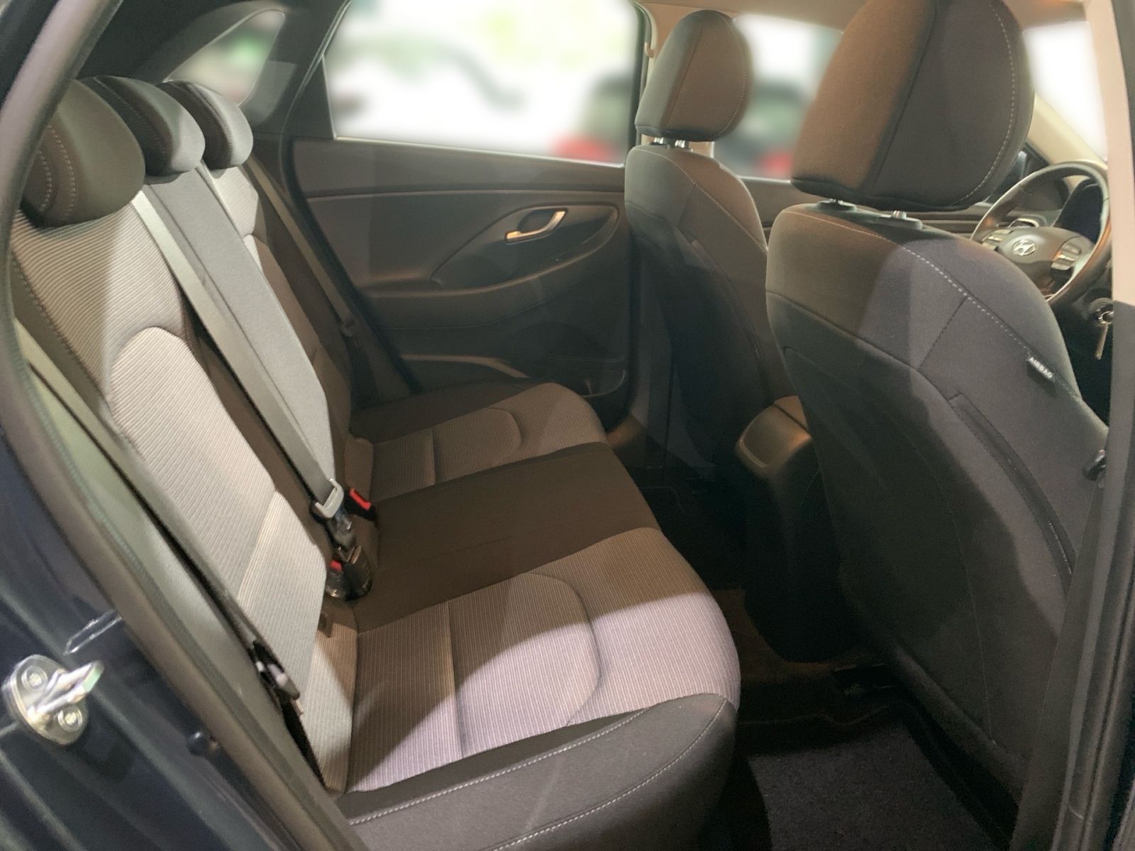 Fahrzeugabbildung Hyundai i30 1.0 T-GDI 7-DCT Select Mild-Hybrid Allwetter