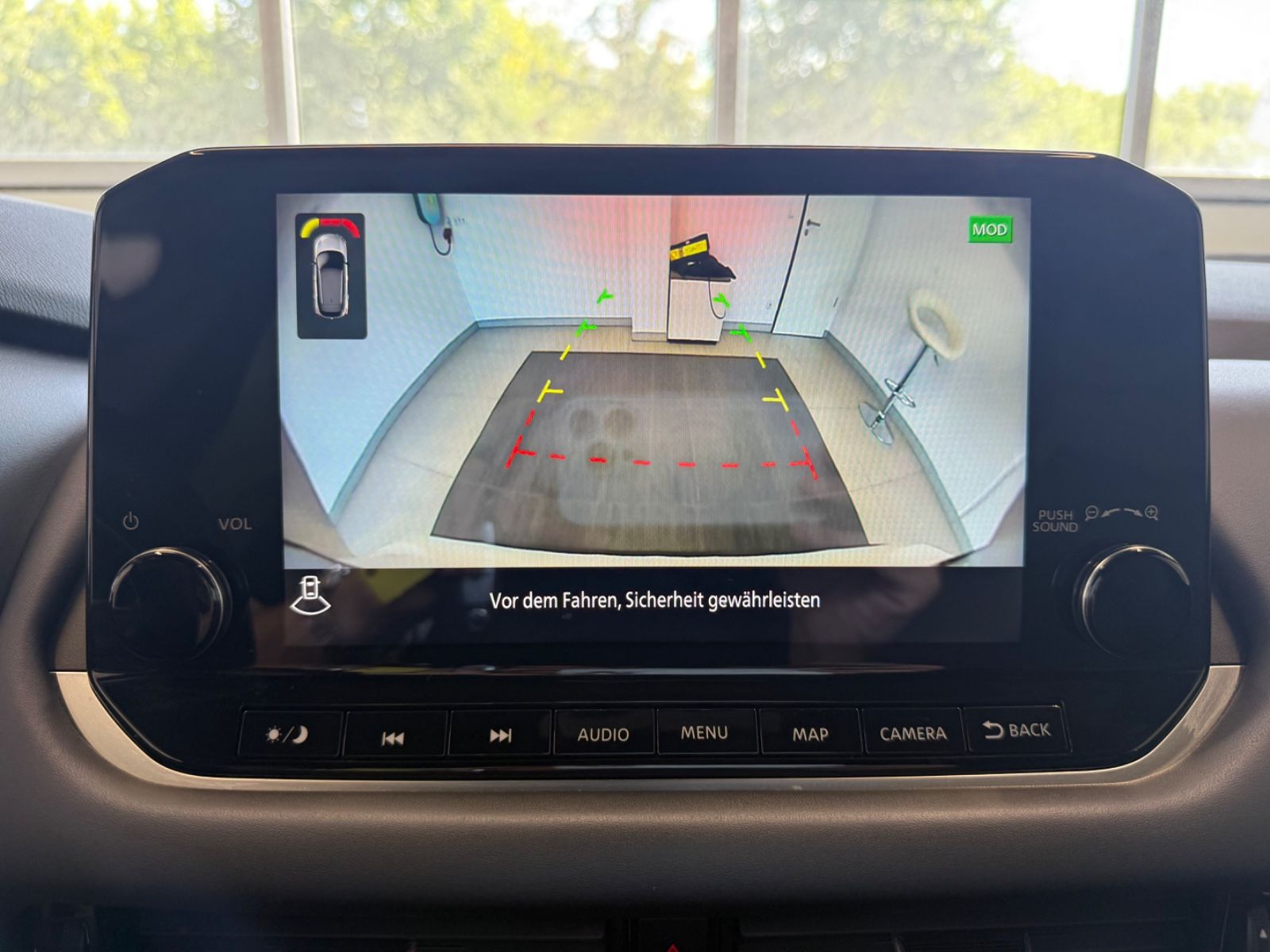 Fahrzeugabbildung Nissan Qashqai Tekna MHEV; Autom.,HUD,Teilleder,AHK