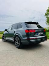 Audi 3.0Tdi|S-line|Luft|7Si|AHK|360*|22Zoll|Voll - Audi Q7 Gebrauchtwagen in Stuttgart