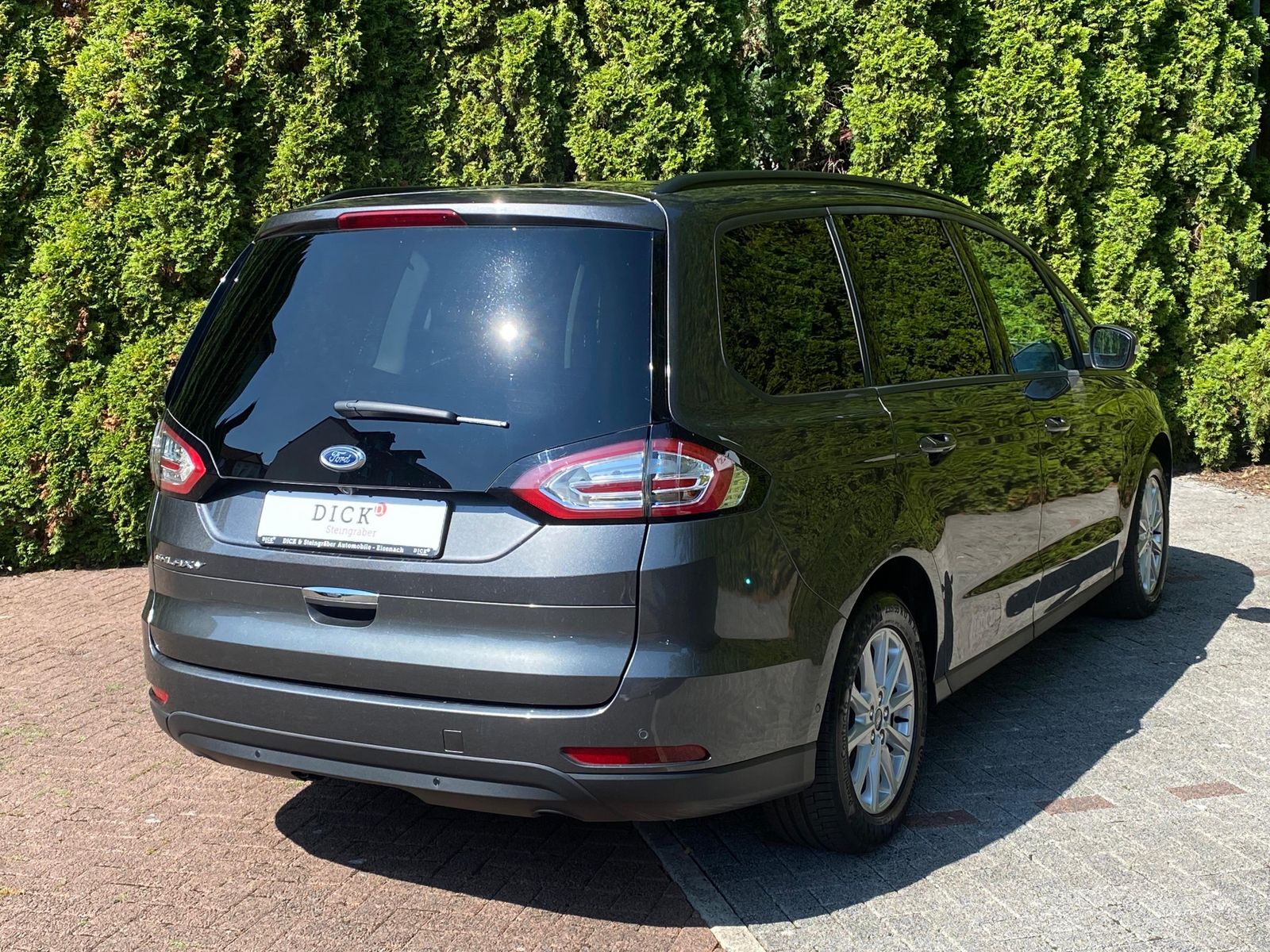 Fahrzeugabbildung Ford Galaxy 2.0 TDCI NAV+SHZ+KAM+AHK+TEMP+DAB+PARK+