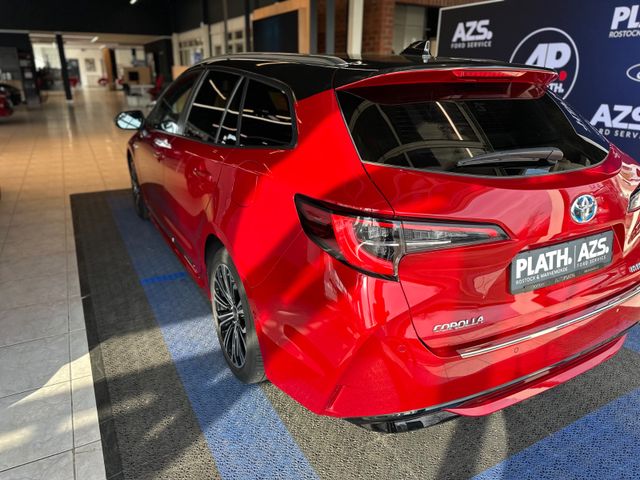 Toyota Corolla Touring Sports Hybrid Team D