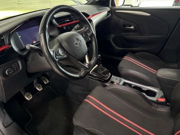 Bild 9 Opel Corsa F GS Line Digitales Cockpit LED Apple CarP