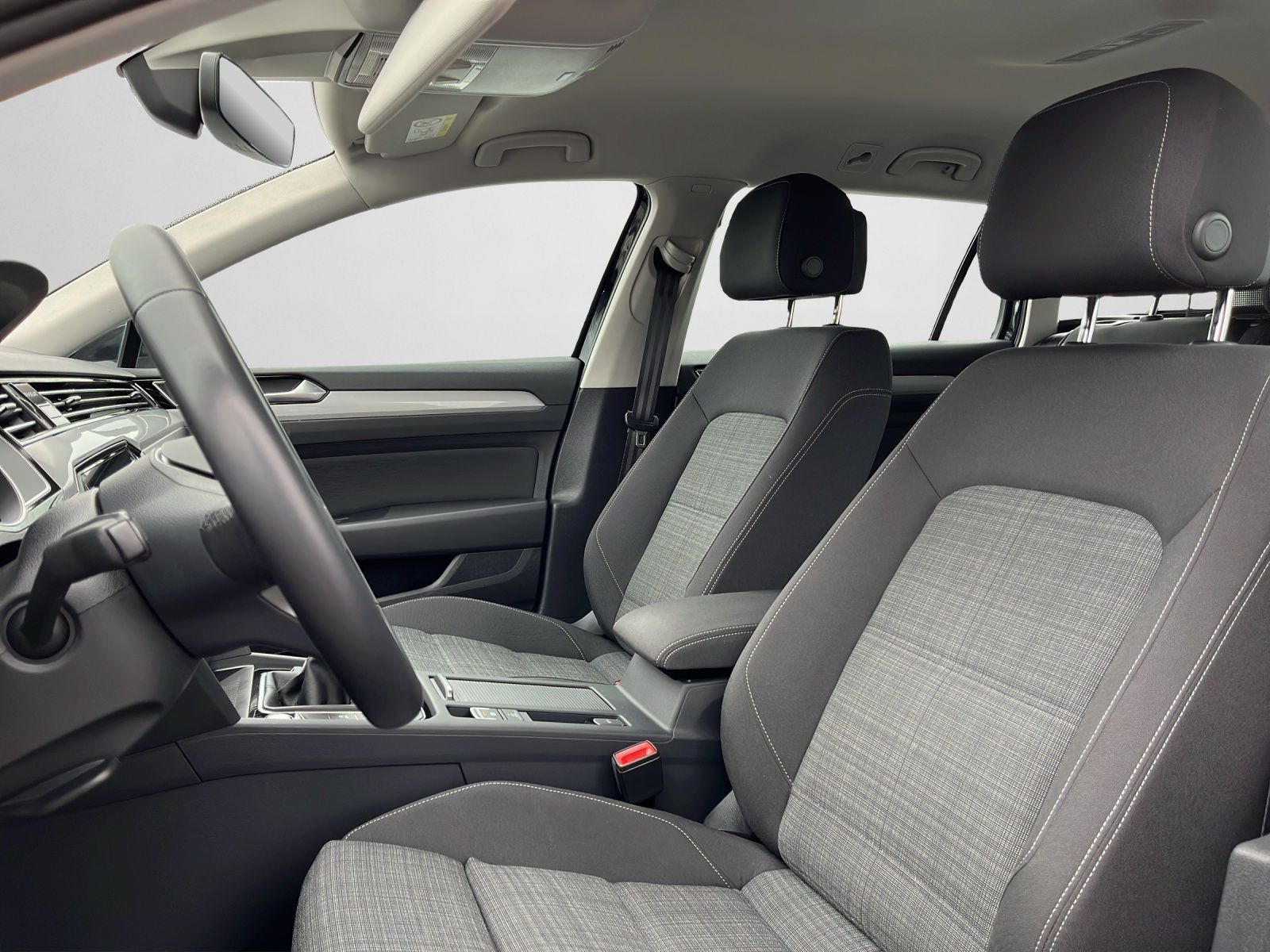 Volkswagen Passat Variant - Bild 13