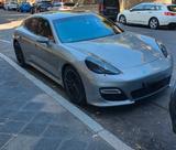 Porsche Panamera GTS, 1. Hand, Approved 04/2027 - silberne Porsche Panamera