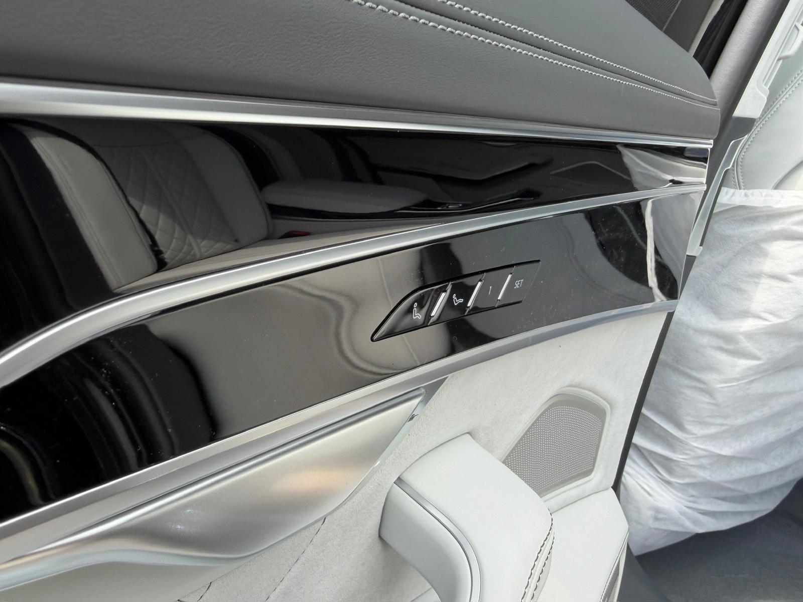 Audi A8 60 TFSI e L QUATTRO/VIP/4-SEATS/B&O/