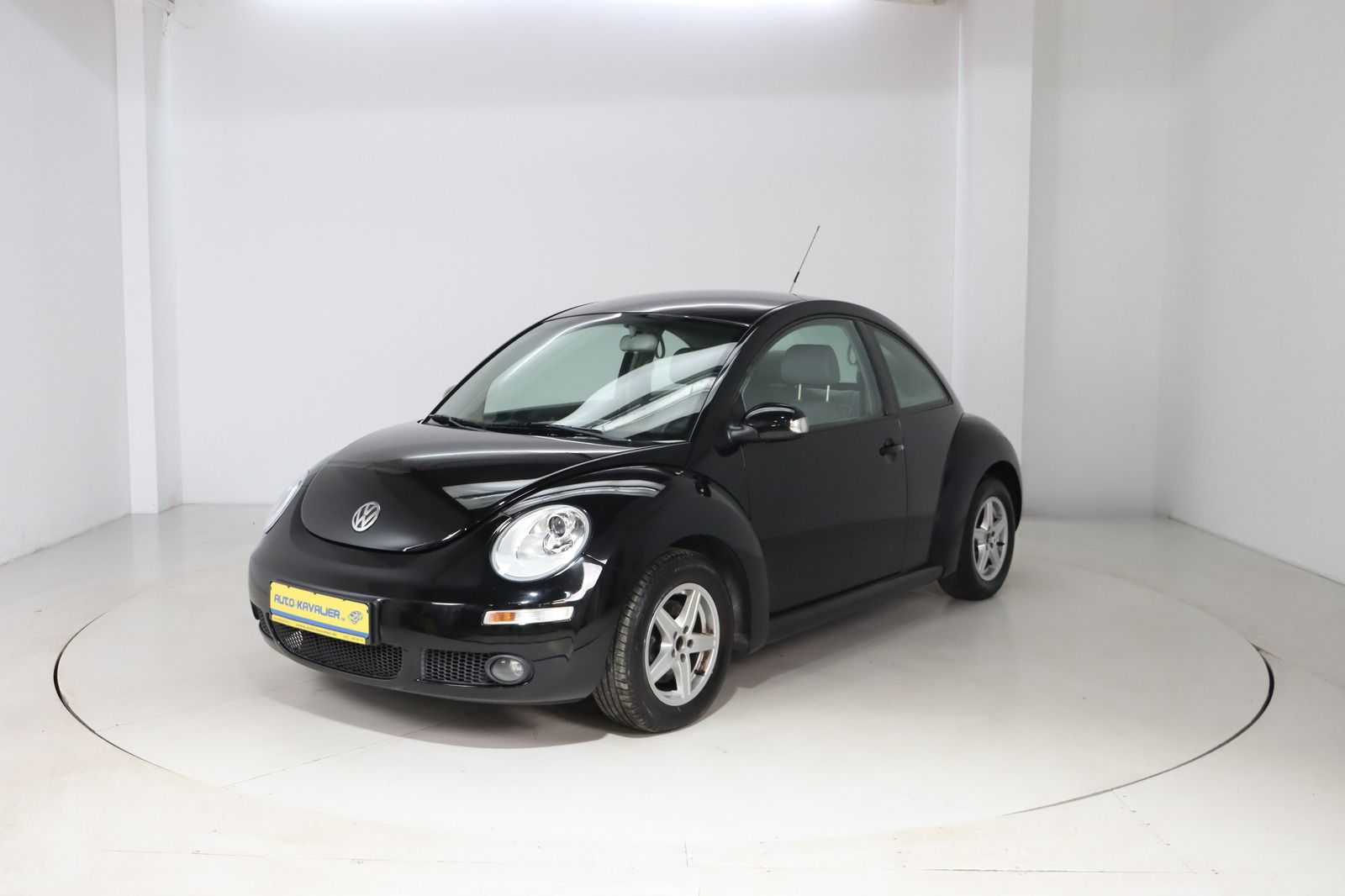 Fahrzeugabbildung Volkswagen New Beetle 2.0 * Sitzhzg. * Klima * HU/AU 07.27