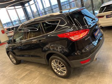 Ford Kuga Titanium *PANO*PDC*SHZ*BI-XENON*