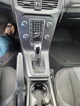 Volvo V40 D2 - top Zustand 2. Hand, Garagenwagen - Volvo V40 von privat
