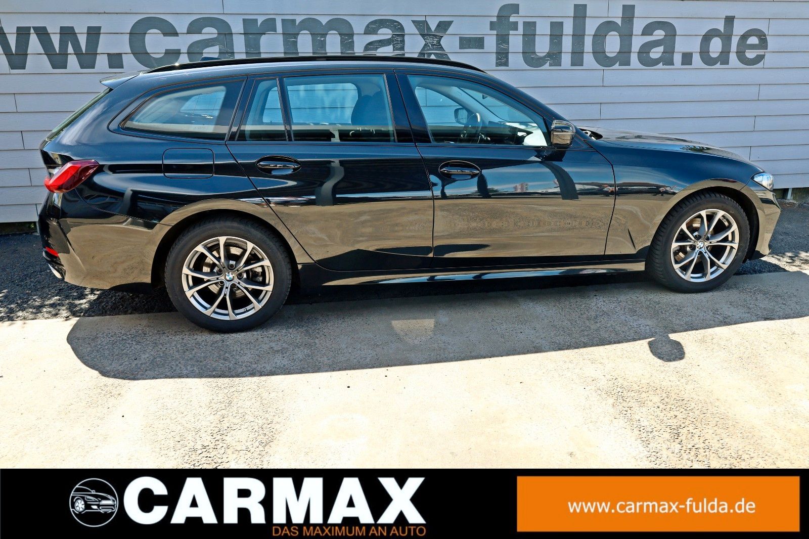 Fahrzeugabbildung BMW 320dA xDrive Touring Navi,LED,SH,PDC,Widescreen