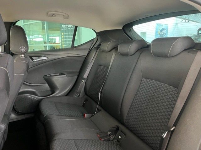 Fahrzeugabbildung Opel Astra Lim. 1.0 EDITION NAVI/PDC/WINTER/NEBEL/LED