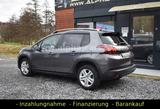 Peugeot 2008 Signature Sitzhzg Klima Tempomat PDC SH EU6 - Peugeot 2008: Signature