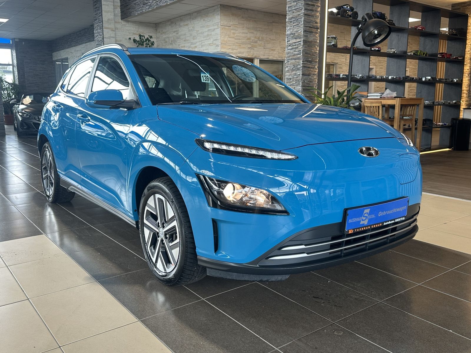 Hyundai Kona dig.Cockpit R.Cam Tempomat 1.Hand LED DAB
