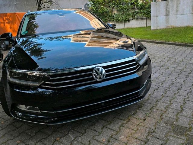 VW Volkswagen Passat Variant Highline BMT/Sta...