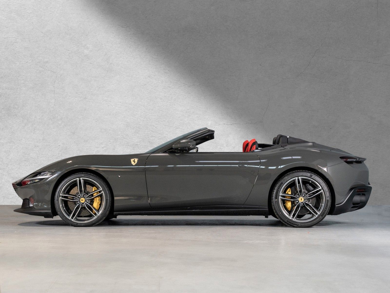 Ferrari Roma Spider, Neuwagen ohne Zul., Daytona