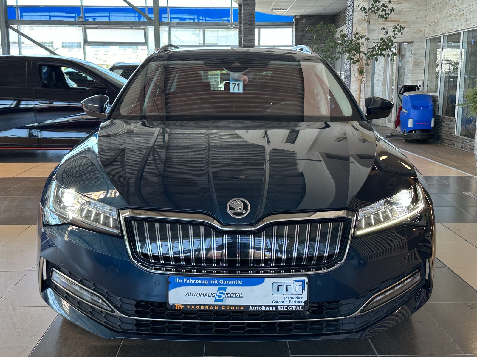 Skoda Superb Style iV Memory St-Heiz LED 4xSHZ AHK PDC imagem 2