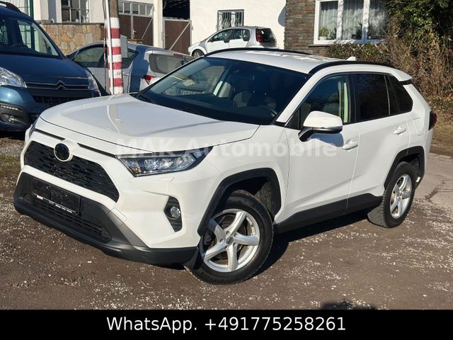 Toyota RAV 4 RAV4 2.0 Navi,Euro6, AHK, 1Hand