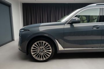 BMW X7 - 10