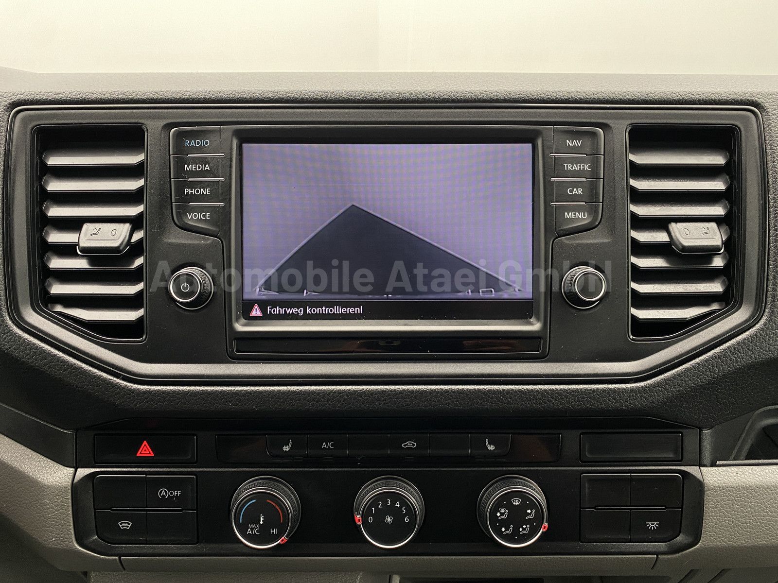 Fahrzeugabbildung Volkswagen Crafter 35 Automat *KAMERA+NAVI+KLIMA* (8318)