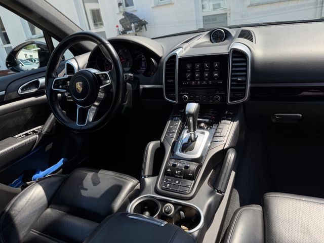Cayenne Diesel Platinum Edition, Approved 2027 Bild 13