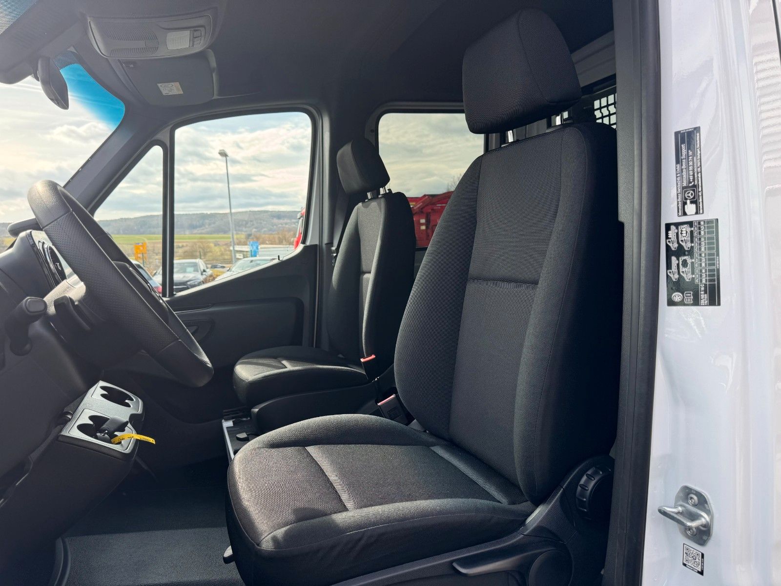 Fahrzeugabbildung Mercedes-Benz Sprinter 317 CDI 9G 4325 AHK3,5to Klima Kamera