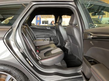 Ford Mondeo Turnier ST-Line *ACC*AHK*NAVI*LEDER*KAM*