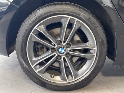BMW 120d Sport-Line NAV+LED+PANO+VCOCK+SHZ+18ZOLL+PP