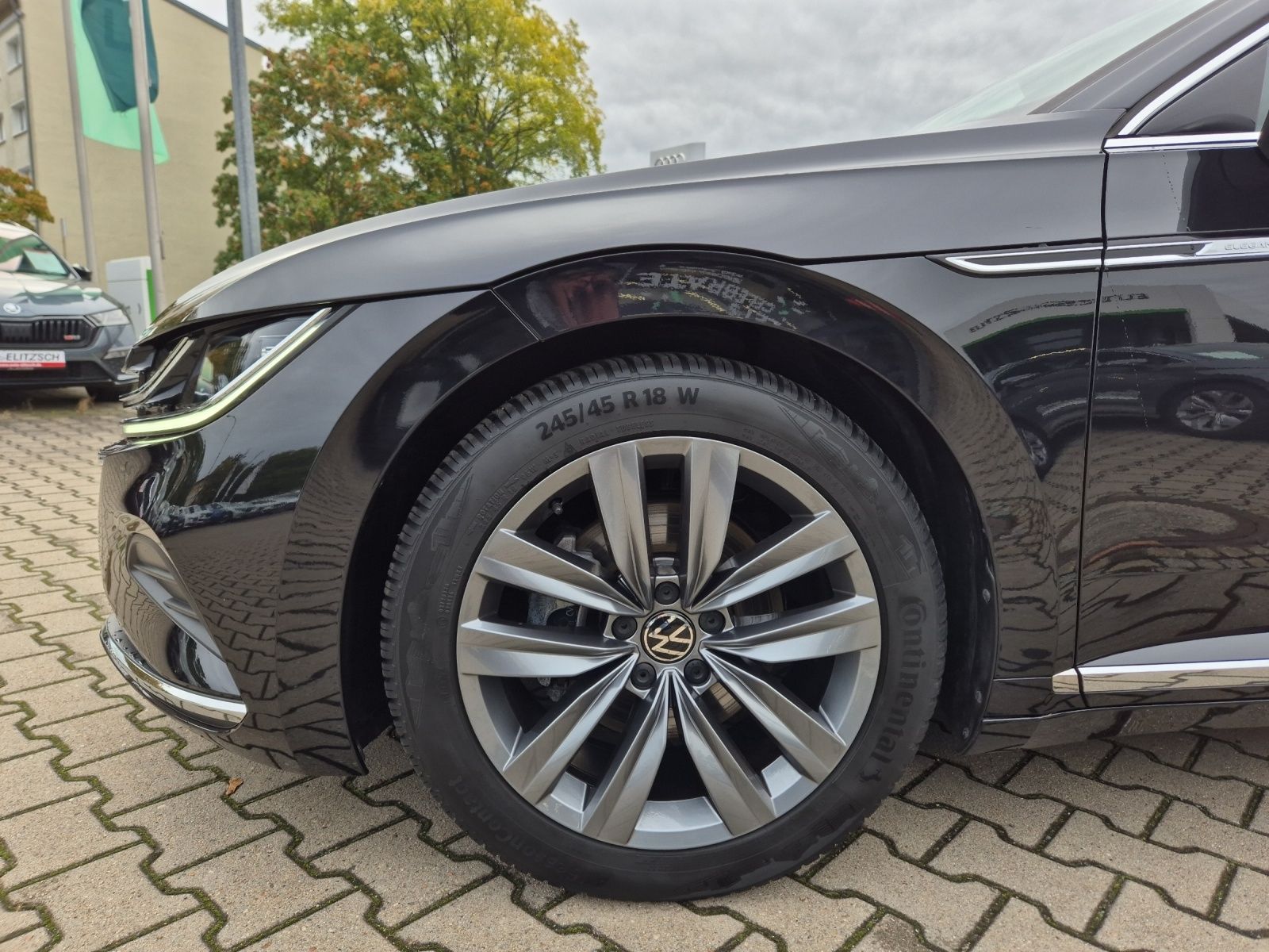 Fahrzeugabbildung Volkswagen Arteon SB TDI Elegance DSG AHK Keyless ACC Kamer