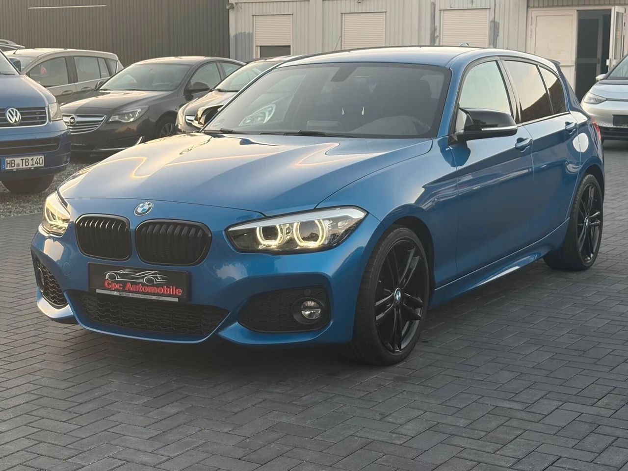 BMW Bmw 118 i Edition M Sport Shadow OK NEOPATENTATI imagem 3