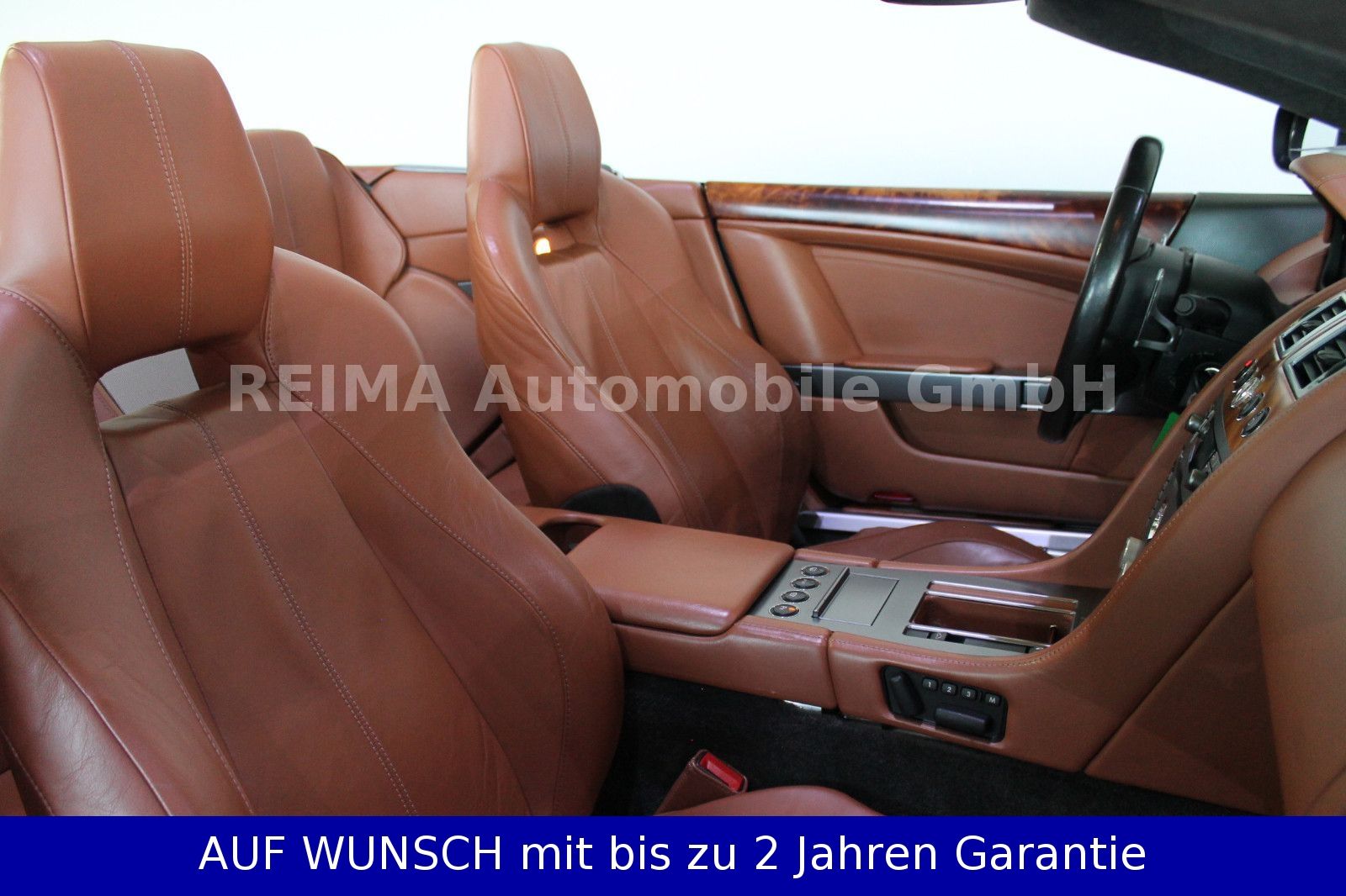 Fahrzeugabbildung Aston Martin DB9 Volante 5.9 i V12 Cabrio, Deut. Auslieferung