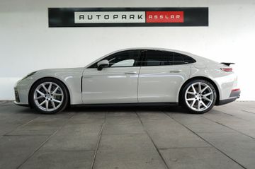 Porsche Panamera - 5