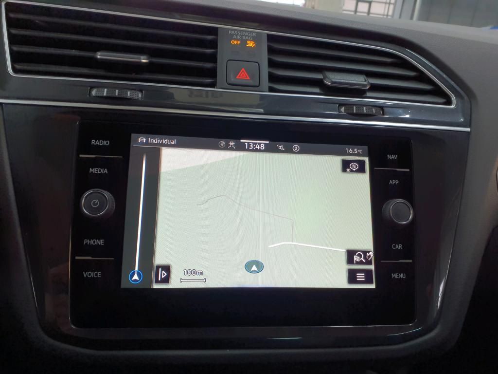 Volkswagen Tiguan Life MOVE 1.5 TSI DSG AHK*RFK*PDC*Tempo