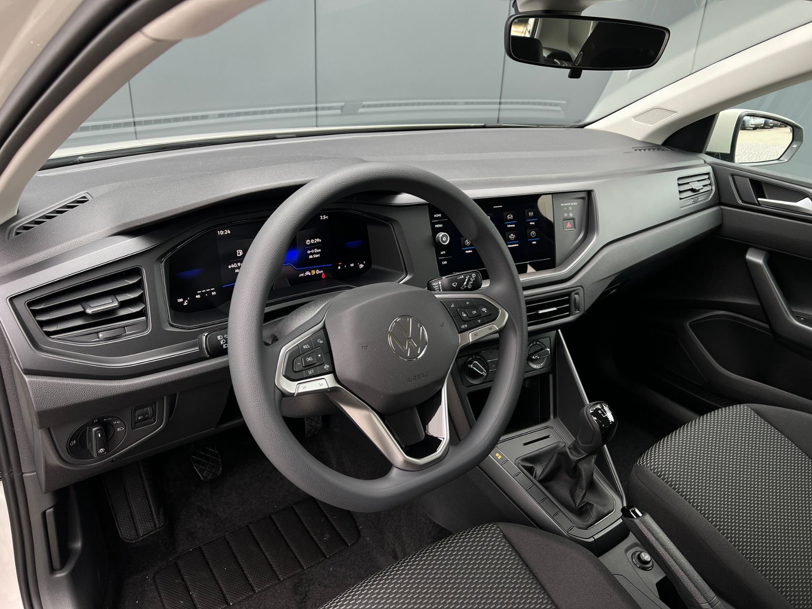 Fahrzeugabbildung Volkswagen Polo 1.0 MPI *LED, Klima, Sitzhzg., AppConnect,