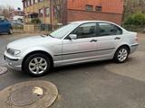BMW 318 iA Limousine + 2. Hand + TOP - BMW 318 aus 2003