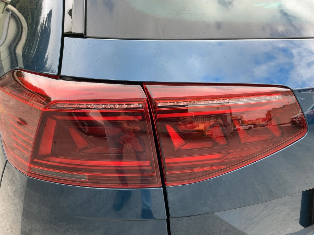 Volkswagen Passat Variant - Bild 16