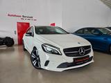 Mercedes-Benz A 180 7G-DCT*URBAN*NAVI*LED*NIGHT-PAKET*LEDER - Mercedes-Benz A 180: 7g Dct