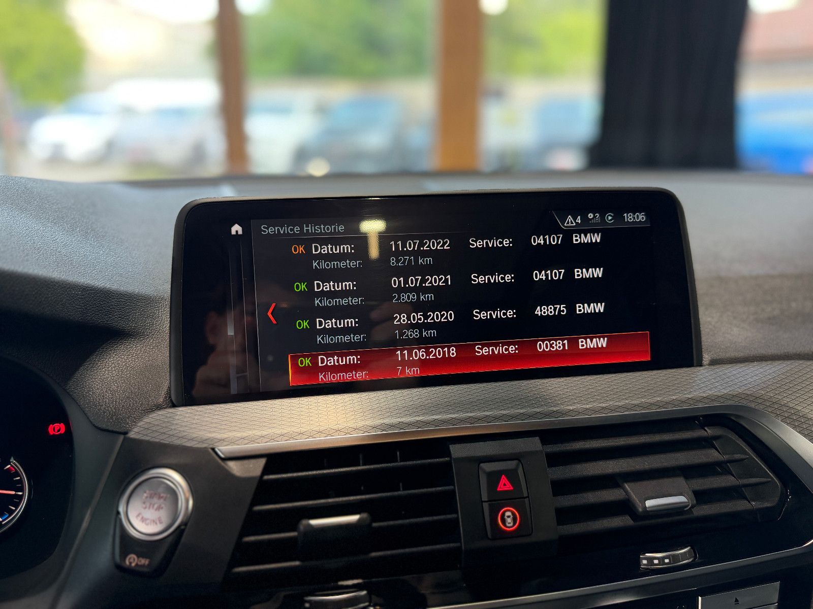 Fahrzeugabbildung BMW X3 xDrive 25 d M Sport |HiFi|AHK|HuD|PANO|ACC