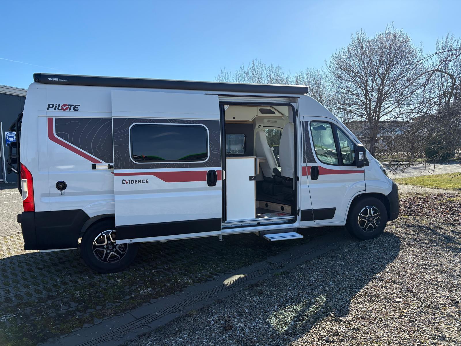 Pilote Vega V600G NEU | Markise | Solar | Navi