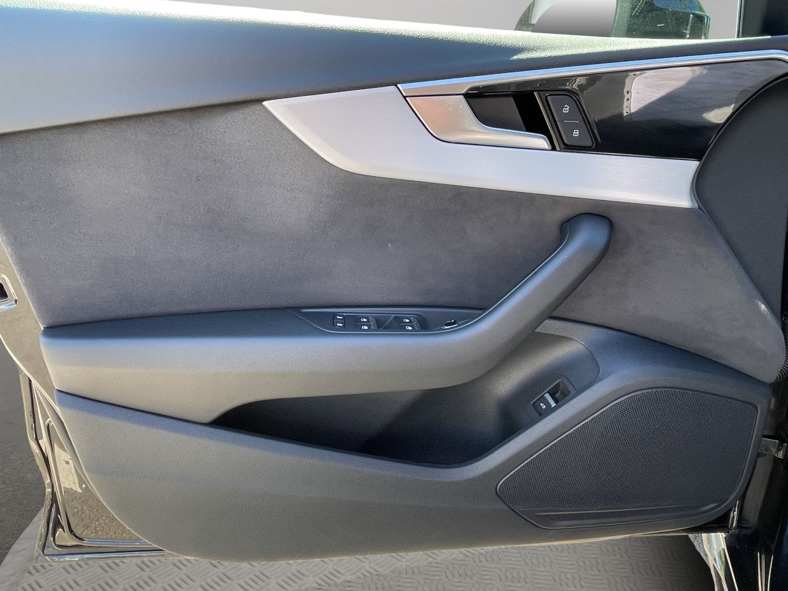 Audi A4 - Bild 15