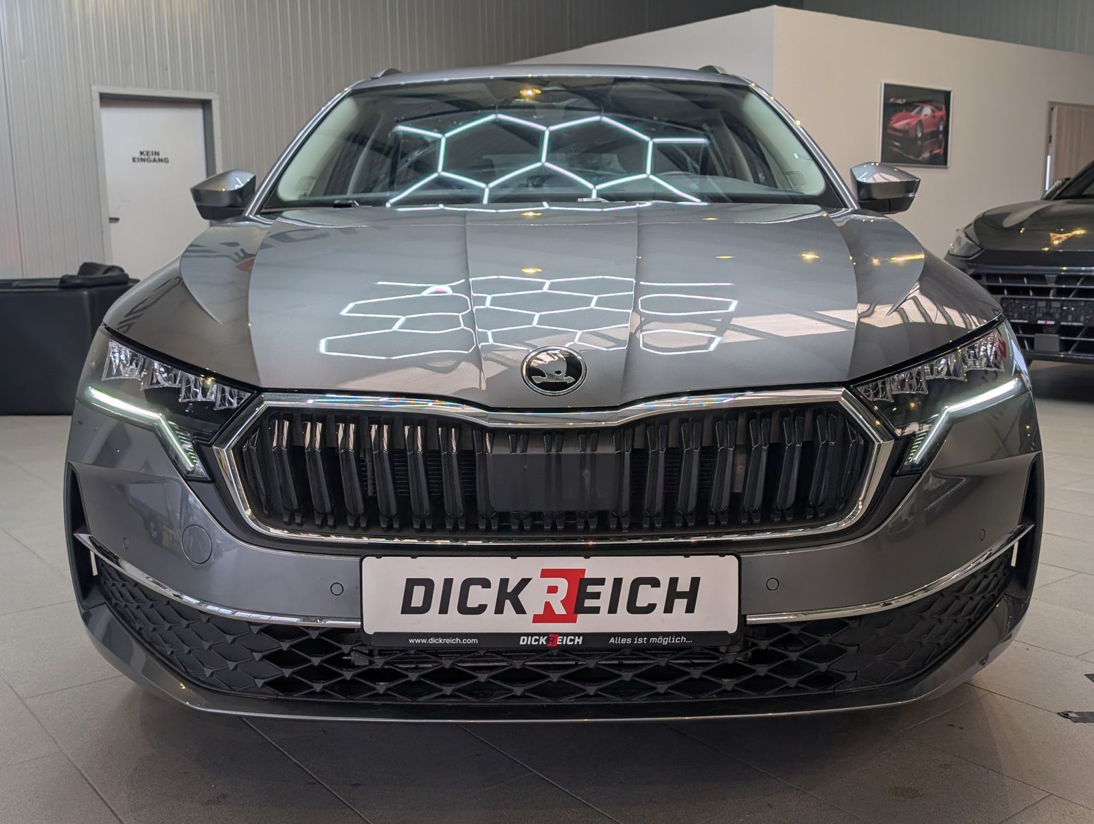 Fahrzeugabbildung SKODA Octavia 1.5 TSI mHEV DSG ACC Style-Paket AHK 17"