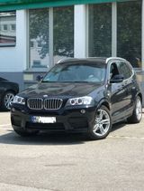 BMW X3 30d f25/ M-Paket/Scheckheft bei BMW - BMW 330 aus 2011