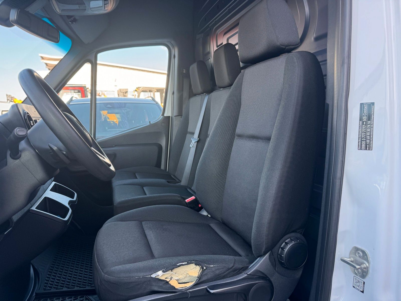 Fahrzeugabbildung Mercedes-Benz eSprinter 312 Klima Kamera