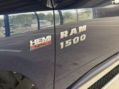 DODGE RAM 1500 V8 5,7L HEMI BIG HORN 4x4
