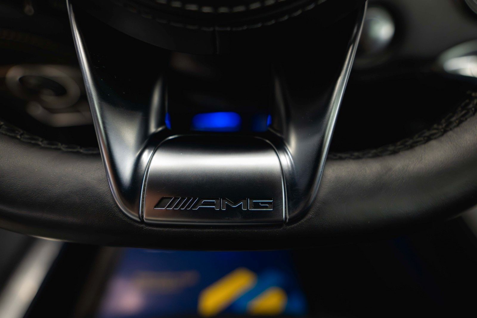 Fahrzeugabbildung Mercedes-Benz S 63 AMG 4Matic Night Edition Designo *ACC*Pano*