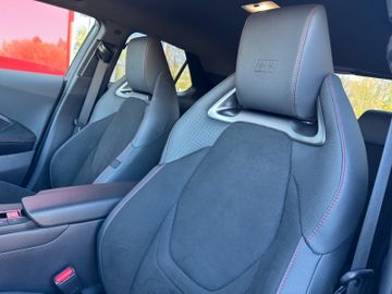 Toyota C-HR 2.0 Plug-In Hybrid GR Sport *2xPDC*JBL*NAVI
